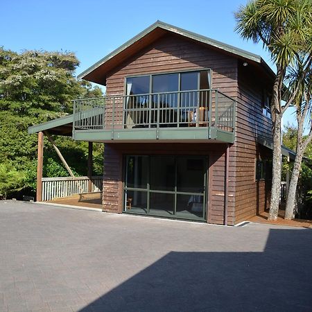 Treetops Cottage At The Castle 휘티앙가 외부 사진
